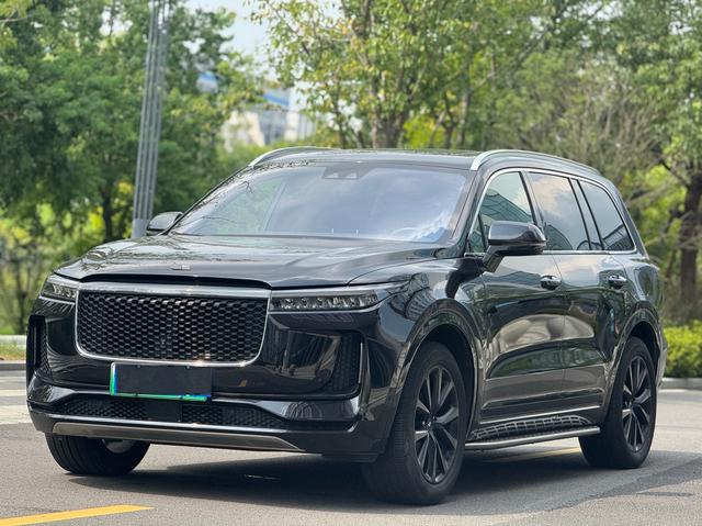 Ideal ONE 2020 Extended Range 6-Seater