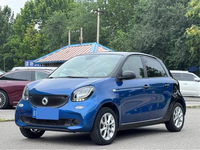 Smart forfour 2018 1.0L 52kw smart version