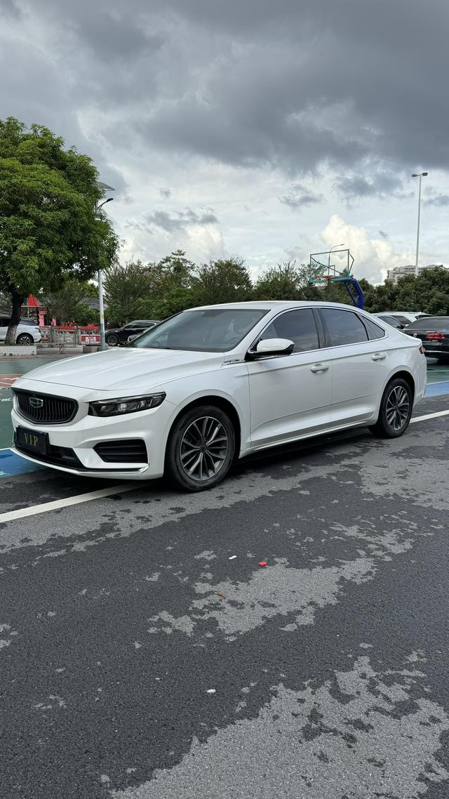 Starlet 2020 2.0T Deluxe