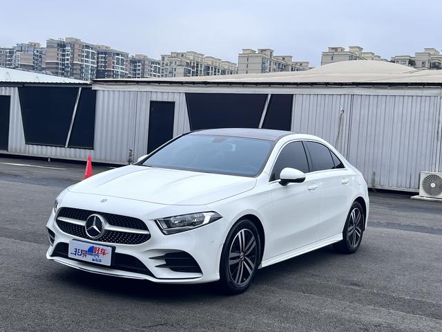 Mercedes-Benz A-class 2020 model A 180 L