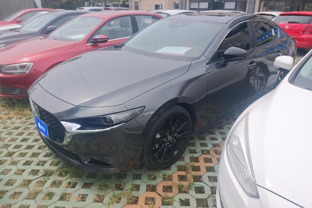 Mazda 3 Angkesaila 2023 2.0L Automatic Premium Edition