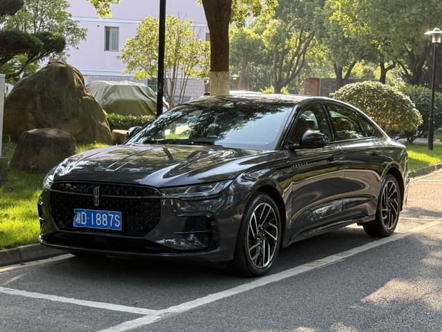 Lincoln Z 2022 iCool Premium Edition