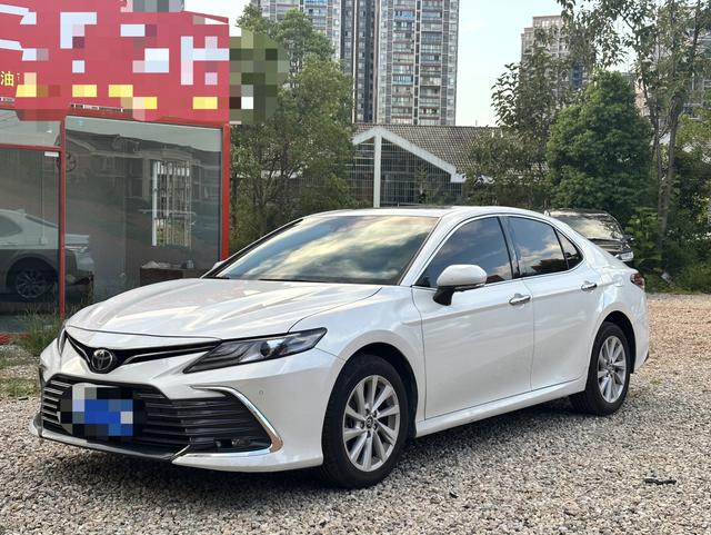 Camry 2022 2.0G Deluxe