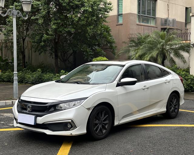 Civic 2019 220TURBO CVT Power Edition National VI