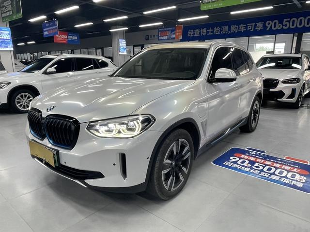 BMW iX3 2021 Leader