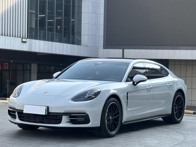 Panamera E-Hybrid 2017 Panamera 4 E-Hybrid Executive Plus 2.9T