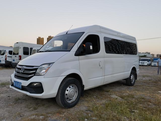New Way V80 2017 2.5T 6-Speed Manual AoYunTong National V Long Axle Medium Roof 6-10 Seats
