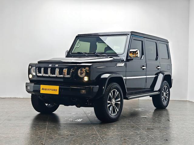 Beijing off-road BJ80 2020 2.3T automatic four-wheel drive 5-seater original customized version