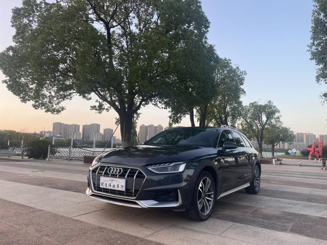 Audi A4 (Import) 2021 allroad quattro Explorer