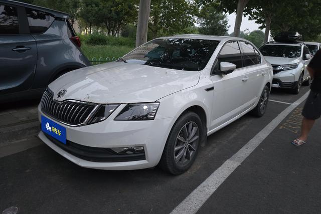 Octavia 2020 1.5L Automatic Smart Travel Comfort Edition