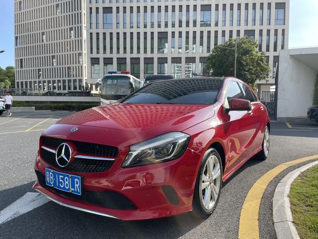 Mercedes-Benz A-Class (Import) 2017 A 200 Dynamic