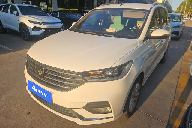 Baojun 360 2019 1.5L manual luxury