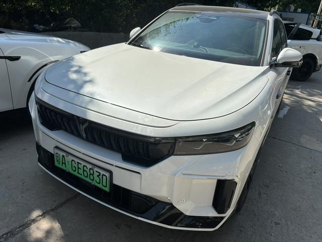 Lantu FREE 2025 Model 318 Four-wheel drive Discovery Edition