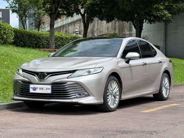 Camry 2019 2.5G Luxury Edition National VI