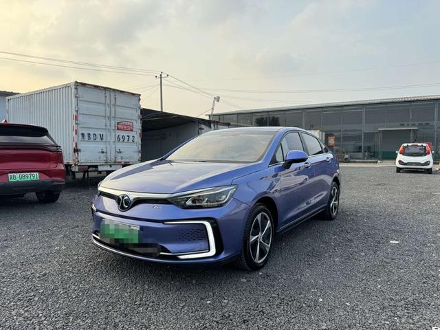Beijing EU5 2018 R550 Smart Tide Edition