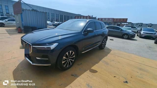 Volvo XC60 2023 B5 4WD Intelligent Luxury