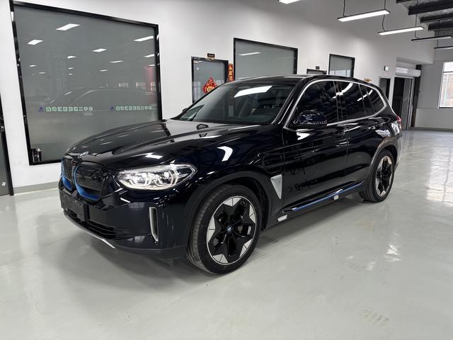 BMW iX3 2021 Genesis
