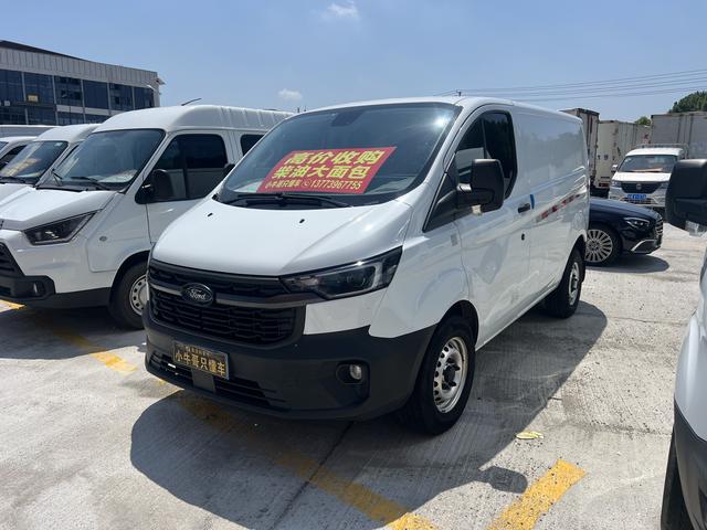 Quanshun 2023 V362 2.0T diesel manual van short-axle low-top 3-seater country VI