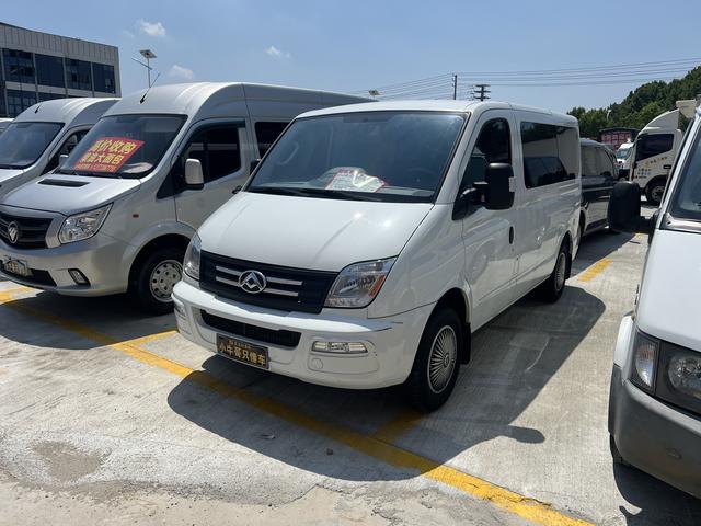 Xintu V80 2023 2.0T manual classic Max Express Power version short shaft ultra-low top 7-9 seats