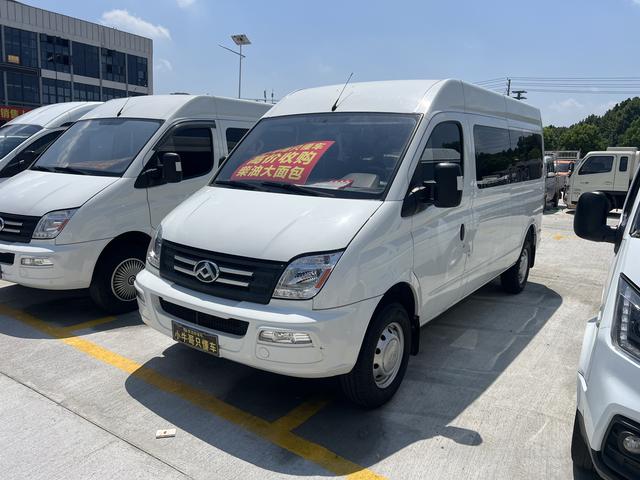 New Way V80 2022 2.0T 6-Speed Manual Classic Aurora Center Axle Mid-Roof 6/7/8/9 Seat 127Ps