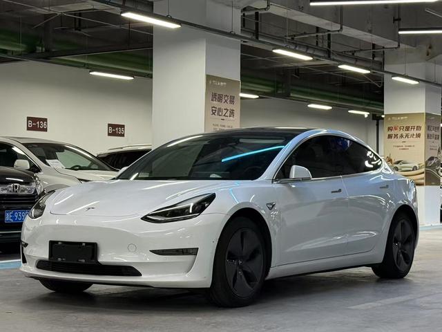 Model 3 (Import) 2019 Long Range All-Wheel Drive Edition