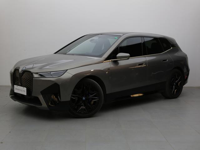 BMW iX 2022 M60