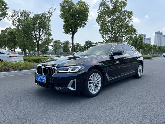 BMW 5-Series 2022 Second Revision 525Li Luxury Package