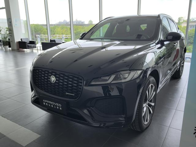 Jaguar F-PACE 2024 P250 R-Dynamic SE
