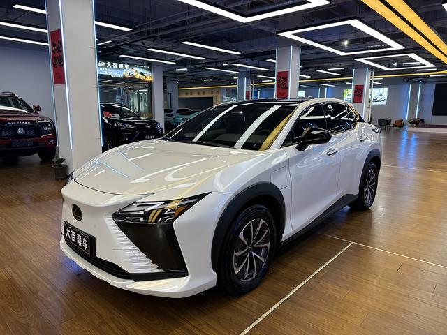 Lexus RZ 2023 450e DIRECT4 Vertical Edition