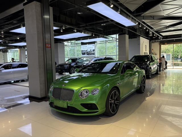 Continental 2017 4.0T Automatic 4WD 4-Seat Parallel Import