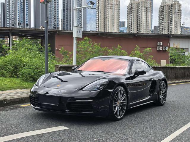 Porsche 718 2018 Cayman 2.0T