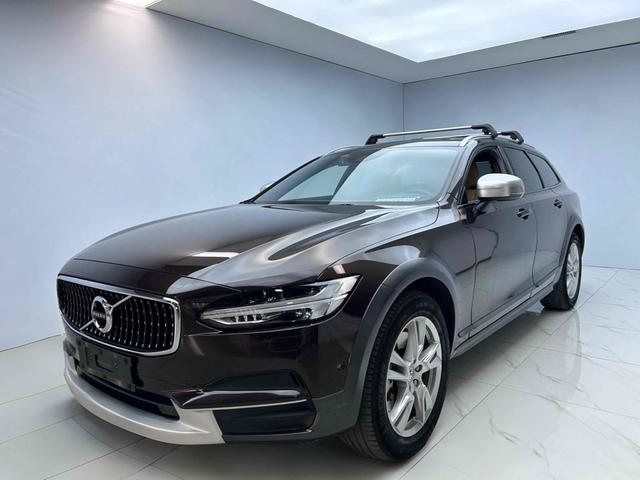 Volvo V90 2017 Cross Country T5 AWD Intelligent Vision Edition