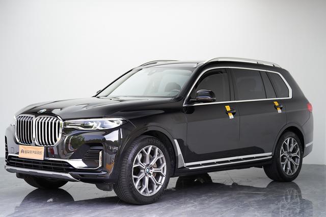 BMW X7 2021 xDrive40i Leading Luxury Package