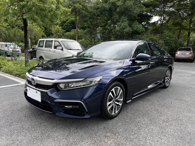 Insignia 2019 Razor-Hybrid 2.0L Net Elegance Edition State V