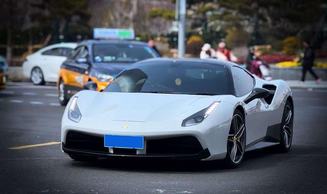 Ferrari 488 2015 GTB
