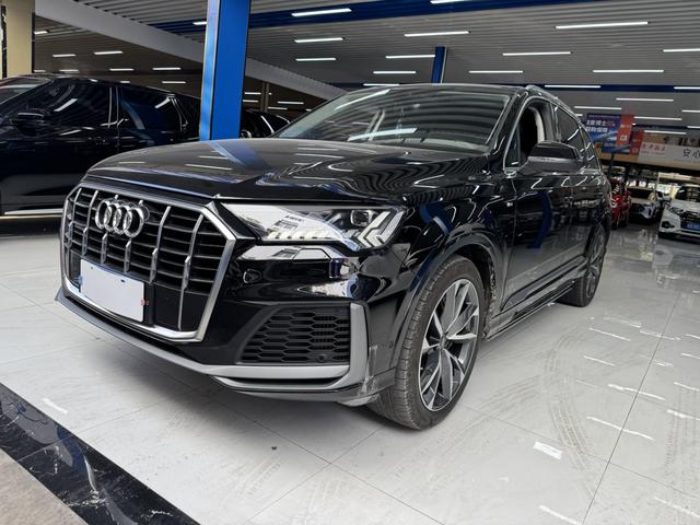 Audi Q7 2023 55 TFSI quattro S line Sport