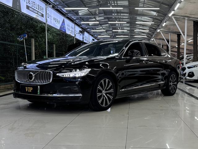 Volvo S90 PHEV 2022 T8 E-drive Hybrid Zhiyi Deluxe Edition