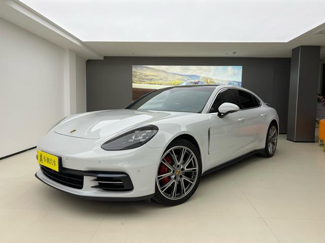Panamera 2019 Panamera 4 Executive Plus 2.9T