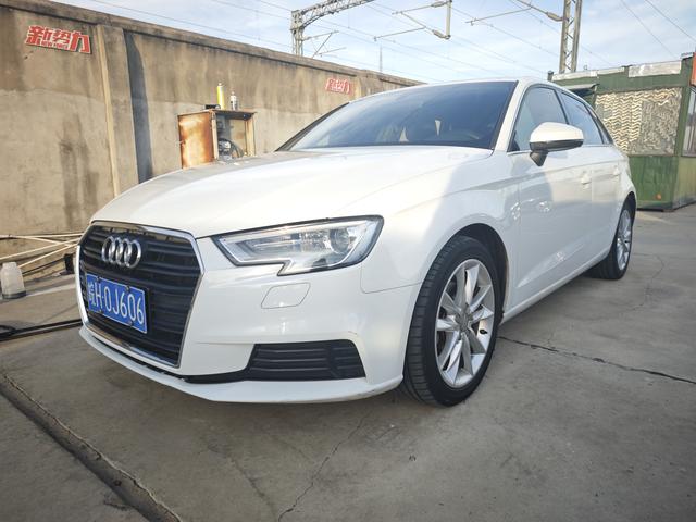 Audi A3 2018 30th Anniversary Year Sportback 35 TFSI Aggressive