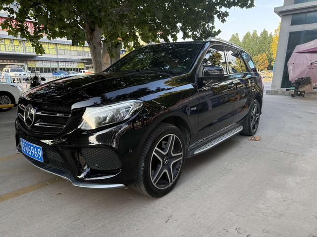 Mercedes-Benz GLE AMG 2017 AMG GLE 43 4MATIC