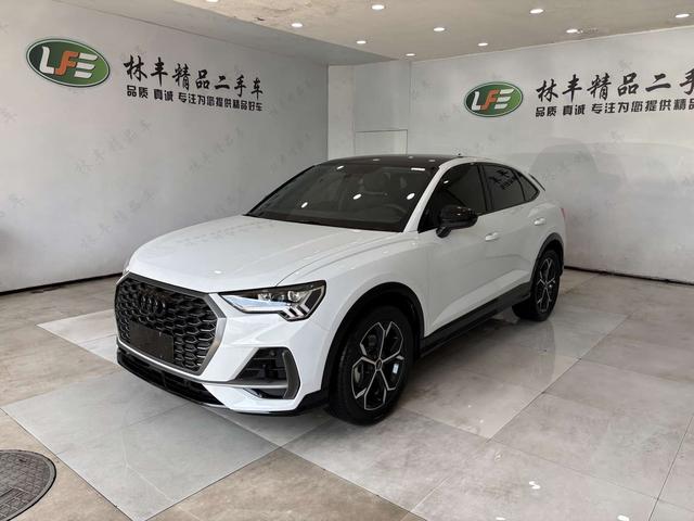 Audi Q3 Sportback 2024 model 40 TFSI fashion type