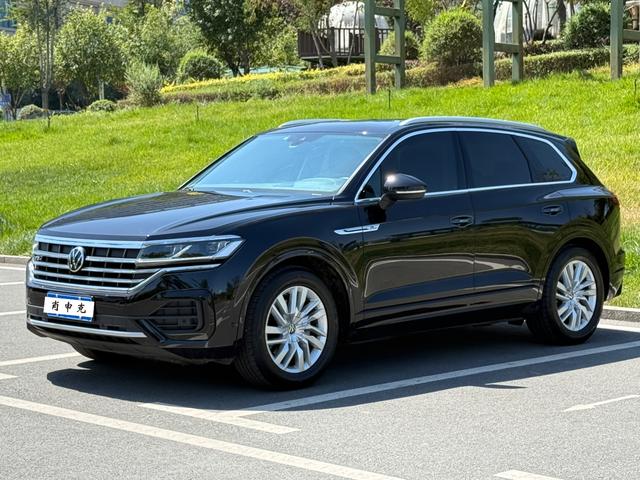 Touareg 2021 2.0TSI RISE Edition