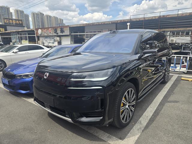 Denza N9 DM 2025 flagship model