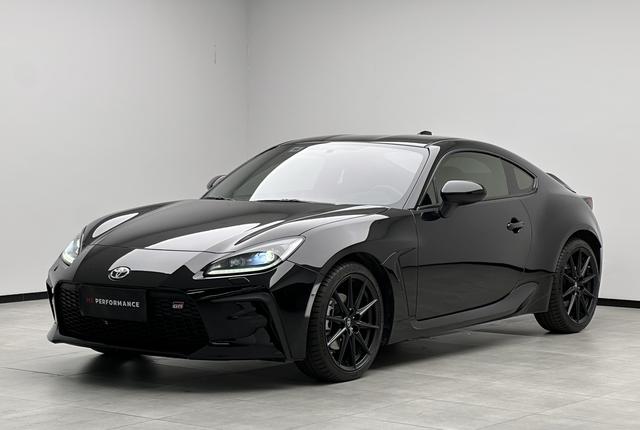 Toyota 86 2022 GR 86 2.4L manual basic type