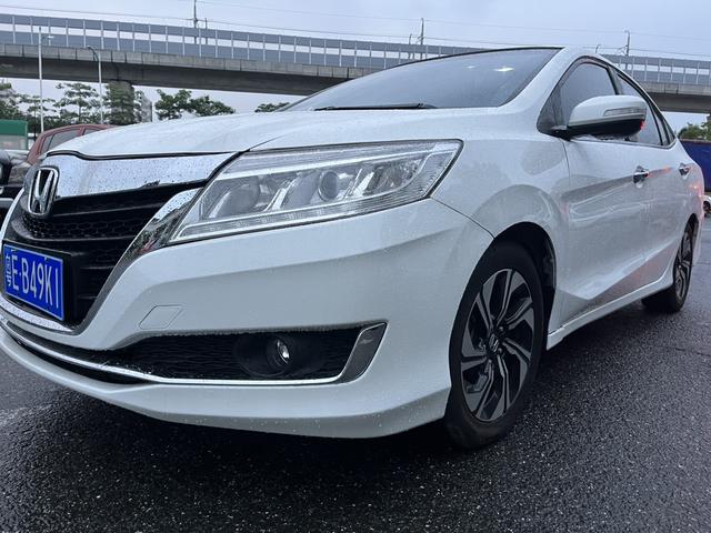 Sprinter 2017 1.8L CVT Comfort Special Edition