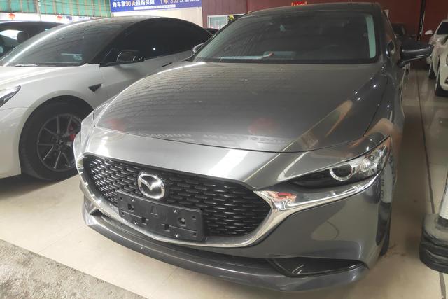 Mazda3 Enclave 2020 2.0L Automatic Premium Edition