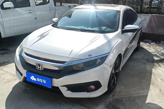 Civic 2016 220TURBO CVT Premium Edition
