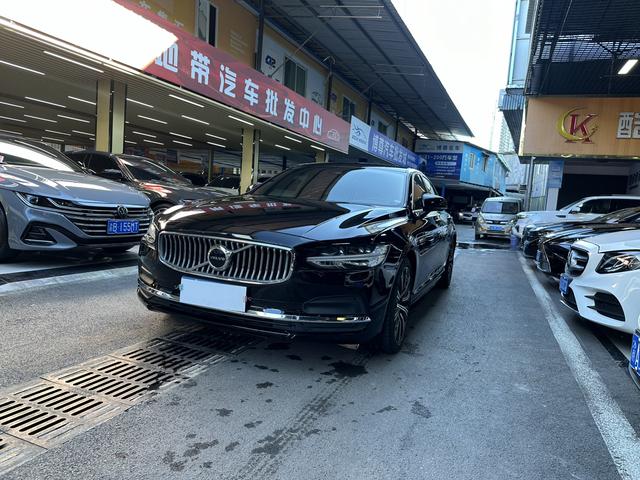 Volvo S90 2024 B5 Zhiyuan Deluxe Edition