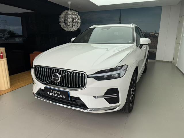 Volvo XC60 2024 B5 four-wheel drive Zhiyuan Deluxe Edition