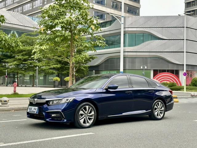 Insignia 2019 260TURBO Exquisite Edition National VI